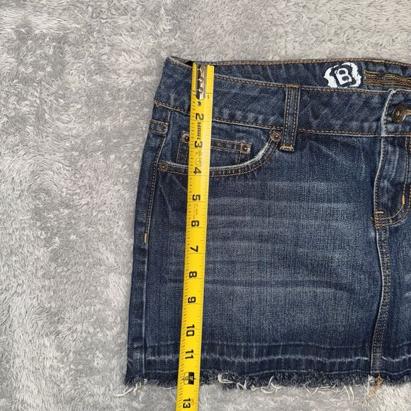 Vintage Bullhead Denim Y2K Micro Mini Skirt Dark Wash Jeans Women's Sz 8 Raw Hem - Picture 3 of 5
